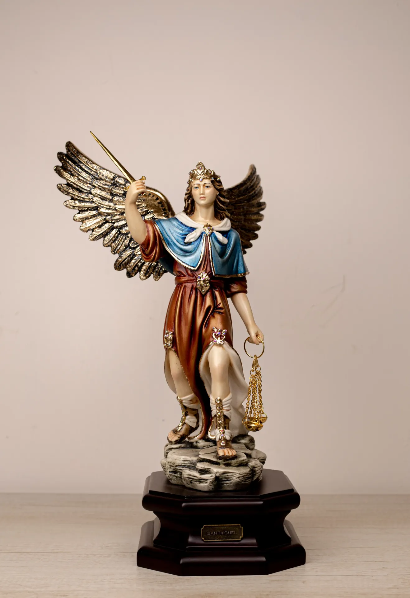 [3B4A1185] Figura de Resina Arcángel Miguel Protector 3B4A1185