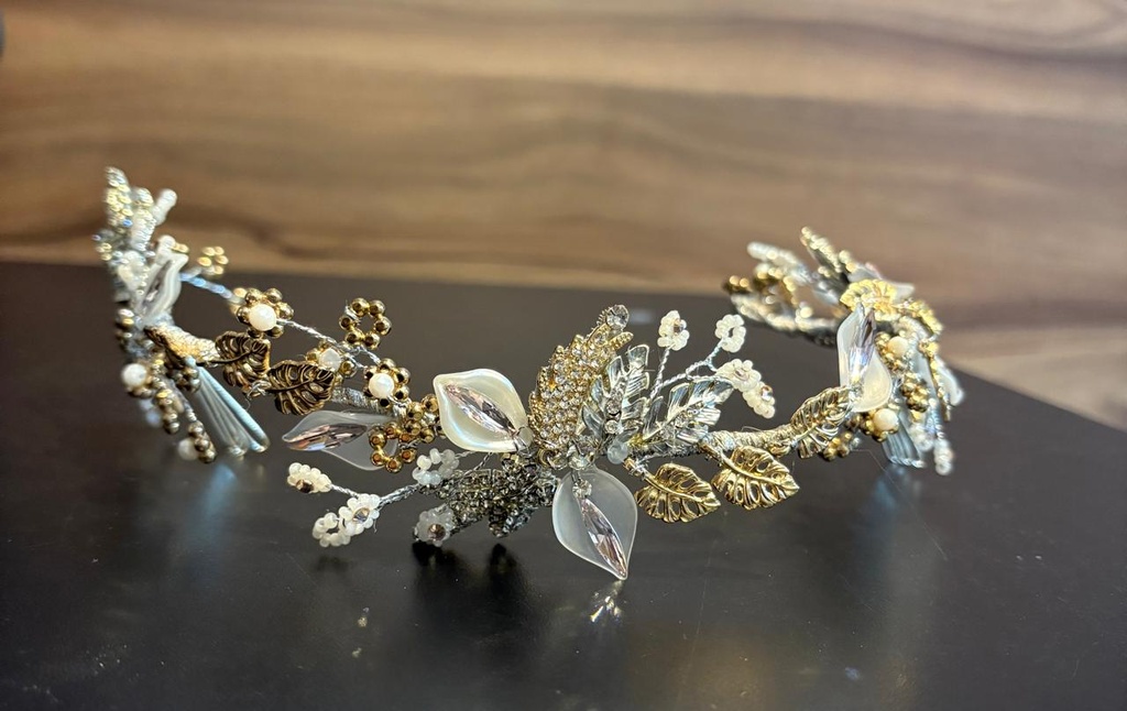 TOCADO PEDRERIA (DIADEMA, GUIA, PEINETA) MOD 10