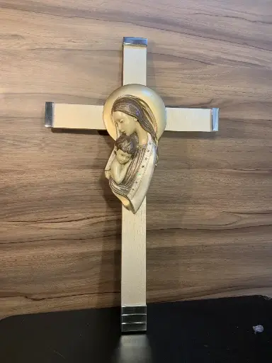 [0007958] FIGURA DE RESINA MADONA TERNURA CRUZ DELGADA 