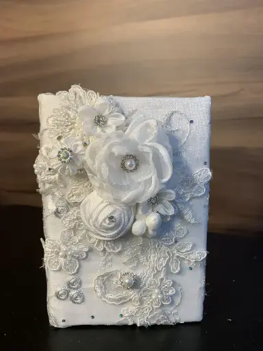 [0002107] BIBLIA ABULLONADA