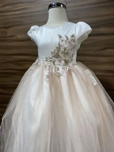 VESTIDO PRESENTACIÓN VIVIS 7